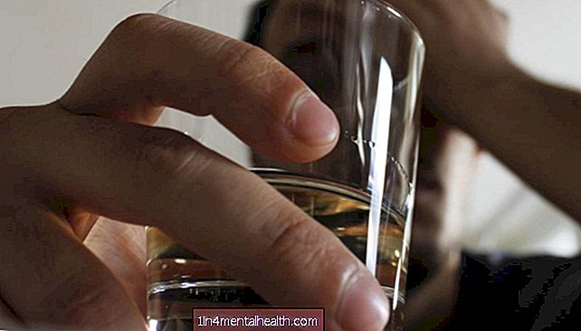 Расстройство, связанное с употреблением алкоголя, является «основным фактором риска» деменции.
