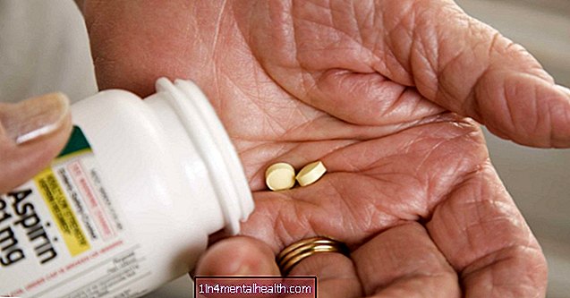 Bệnh Alzheimer: Aspirin có thể làm giảm mảng bám độc hại