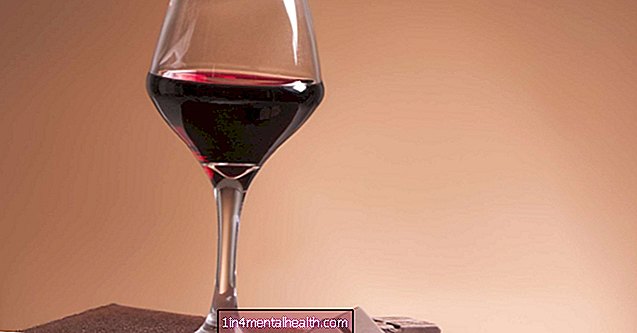 Sebatian wain merah boleh 'menghalang' virus pox