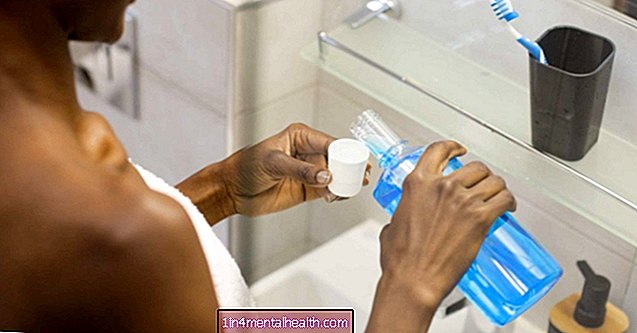 Płukanie nadtlenku wodoru: korzyści i porady - stomatologia