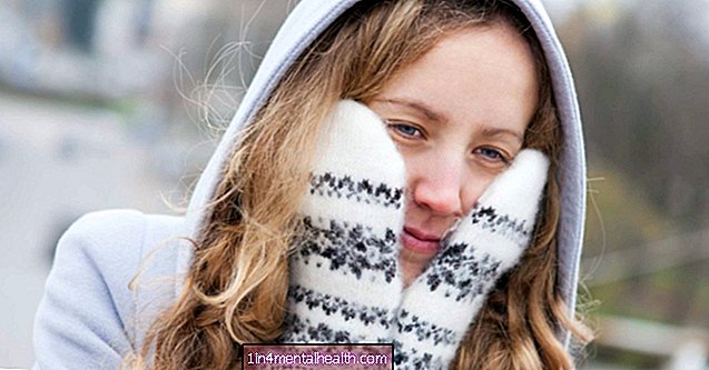 Mười mẹo để ngăn ngừa bùng phát bệnh chàm vào mùa đông - da liễu