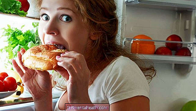 Varför är vi mer benägna att äta för mycket på kvällen - ätstörningar