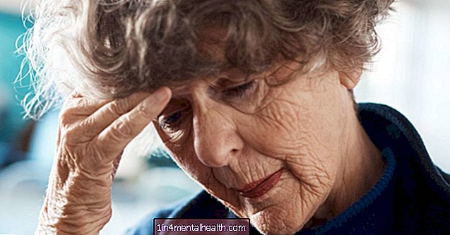 ¿Qué causa el dolor de cejas?