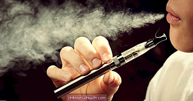 E-sigaralar: Gençler 'onları hiç kullanmamalı'